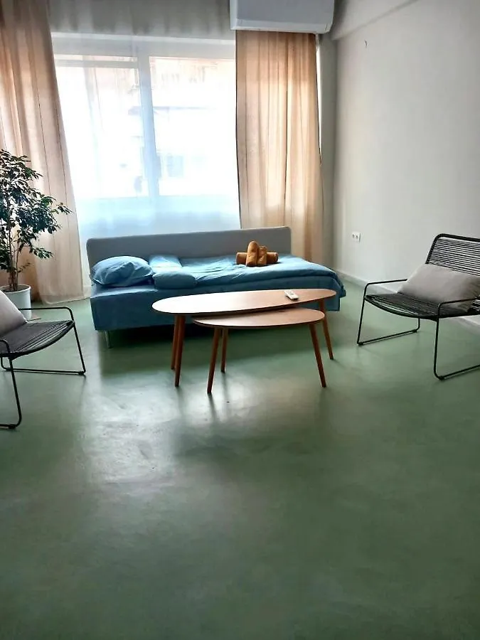 Specious Flat In Thessalonikiアパートホテル テッサロニキ